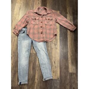 VEVERET Women's Plaid Button-Up Shirt